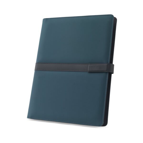 SANDERSON FOLDER. Φάκελος A4 από PU (50% ανακυκλωμένο) με μαγνητικό κλείσιμο και σημειωματάριο με σελίδες με γραμμές